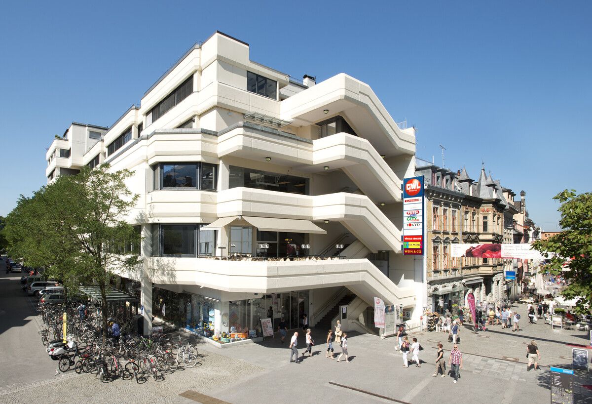 GWL steht für Gemeinschaftswarenhaus Leutbühel. FA