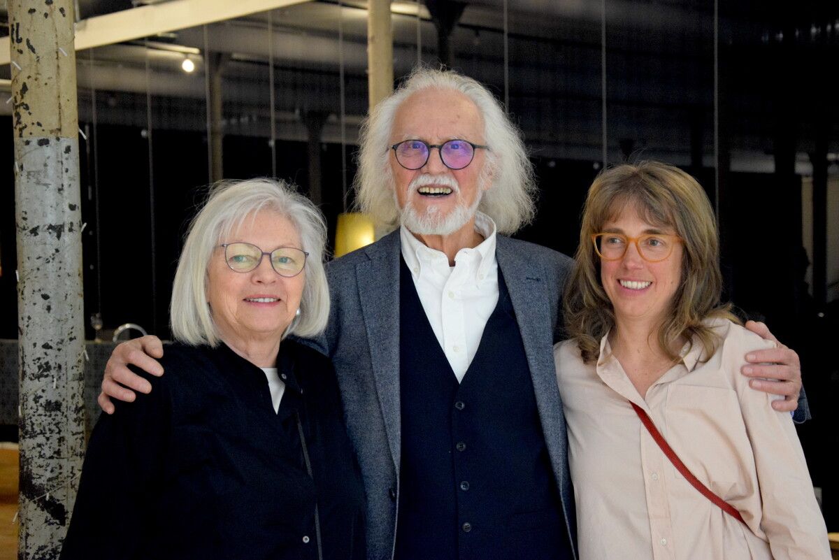 Hugo Ender mit Traudl Fend (l.) und Dorothea Rosenstock.