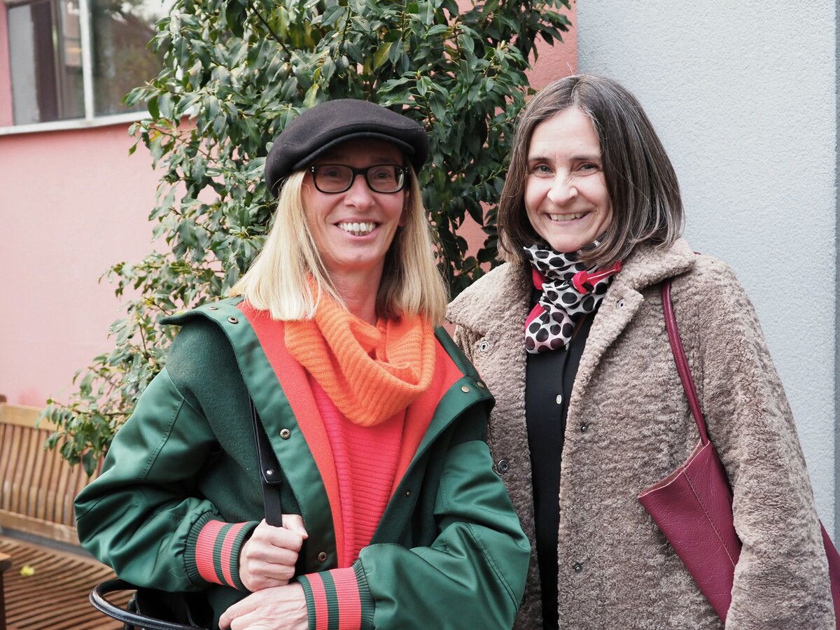 Ingrid Fürhapter (F.M.Felder Archiv) und Birgit Hächl.