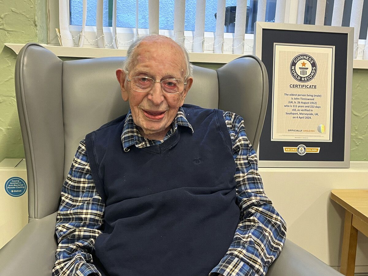 John Alfred Tinniswood ist 111 Jahre alt. AP