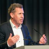 „Fordere von der Politik überfällige Antworten“