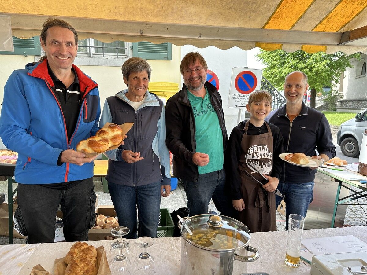 Beim TS Göfis gab es unter anderem auch frische Zopfbrote. BI