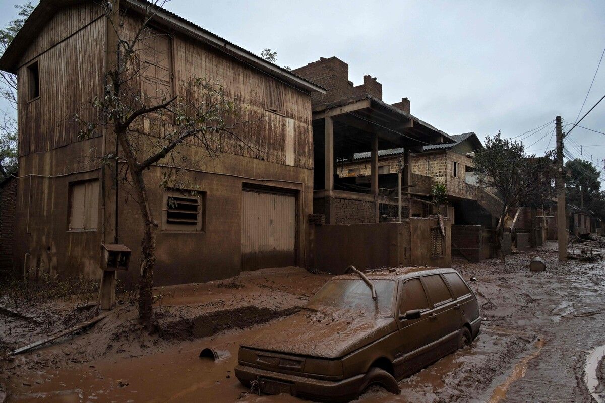 Blick auf das schlammbedeckte Viertel Sao Jose nach den verheerenden Überschwemmungen in Lajeado, Rio Grande do Sul, Brasilien. AFP
