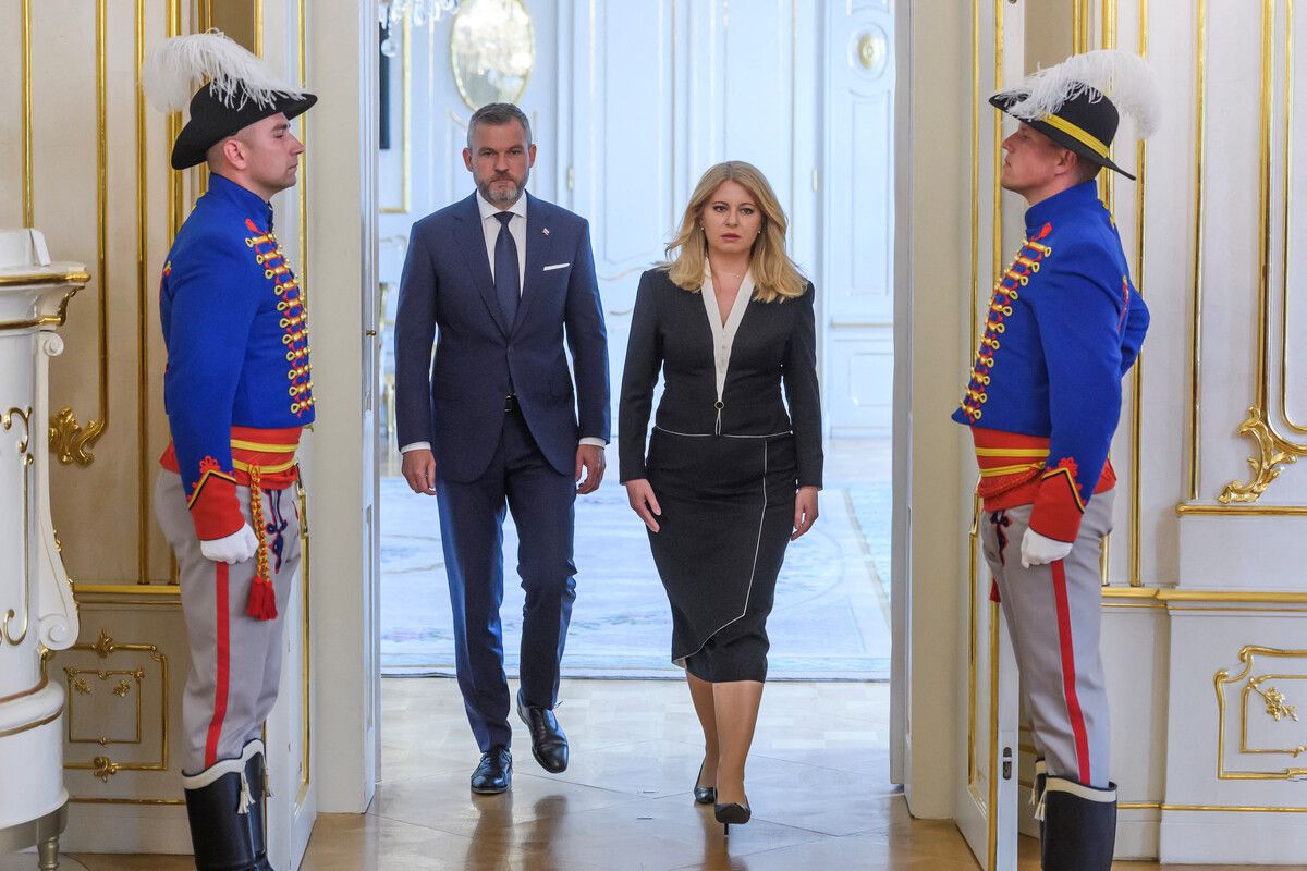 Caputova mit Nachfolger Pellegrini. RTS