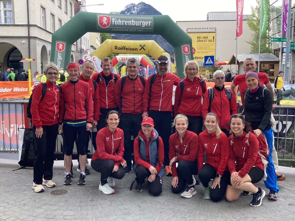 Die Mitglieder des Laufsportvereins Feldkirch nützten die Teilnahme bei „Bludenz läuft“ als Probelauf für den am 11. Mai stattfindenden Älpelelauf. bi (5)