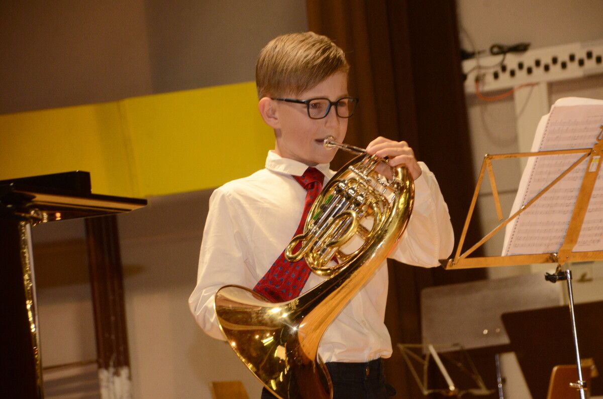 Die Musikschüler der Musikschule Klostertal sind schon eifrig am Proben.DOB