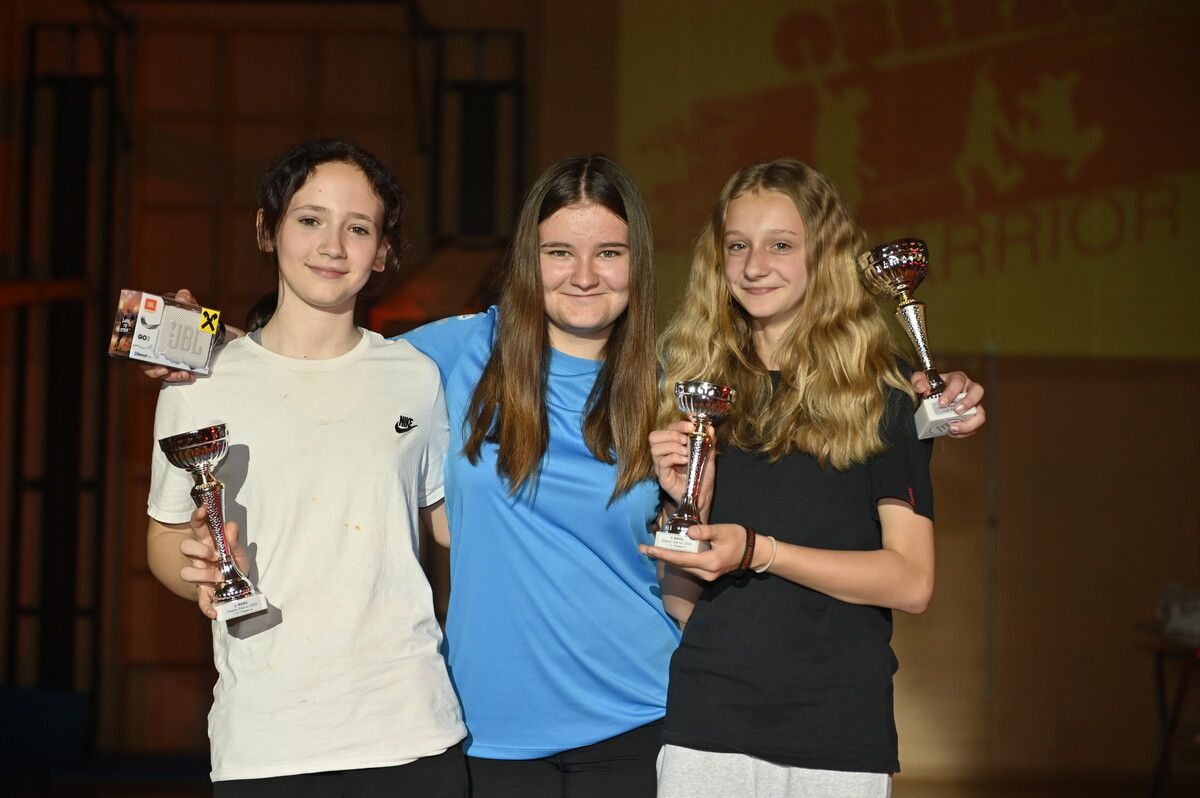 Die Siegerinnen der Kategorie 1. und 2. Klassen, weiblich: Leonie-Sophie, Mia und Nadja.