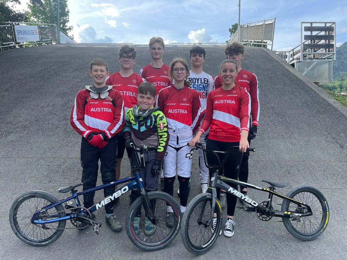 Diese acht Bludenzer vertreten die rot-weiß-roten Farben in Verona.BMX-Bludenz