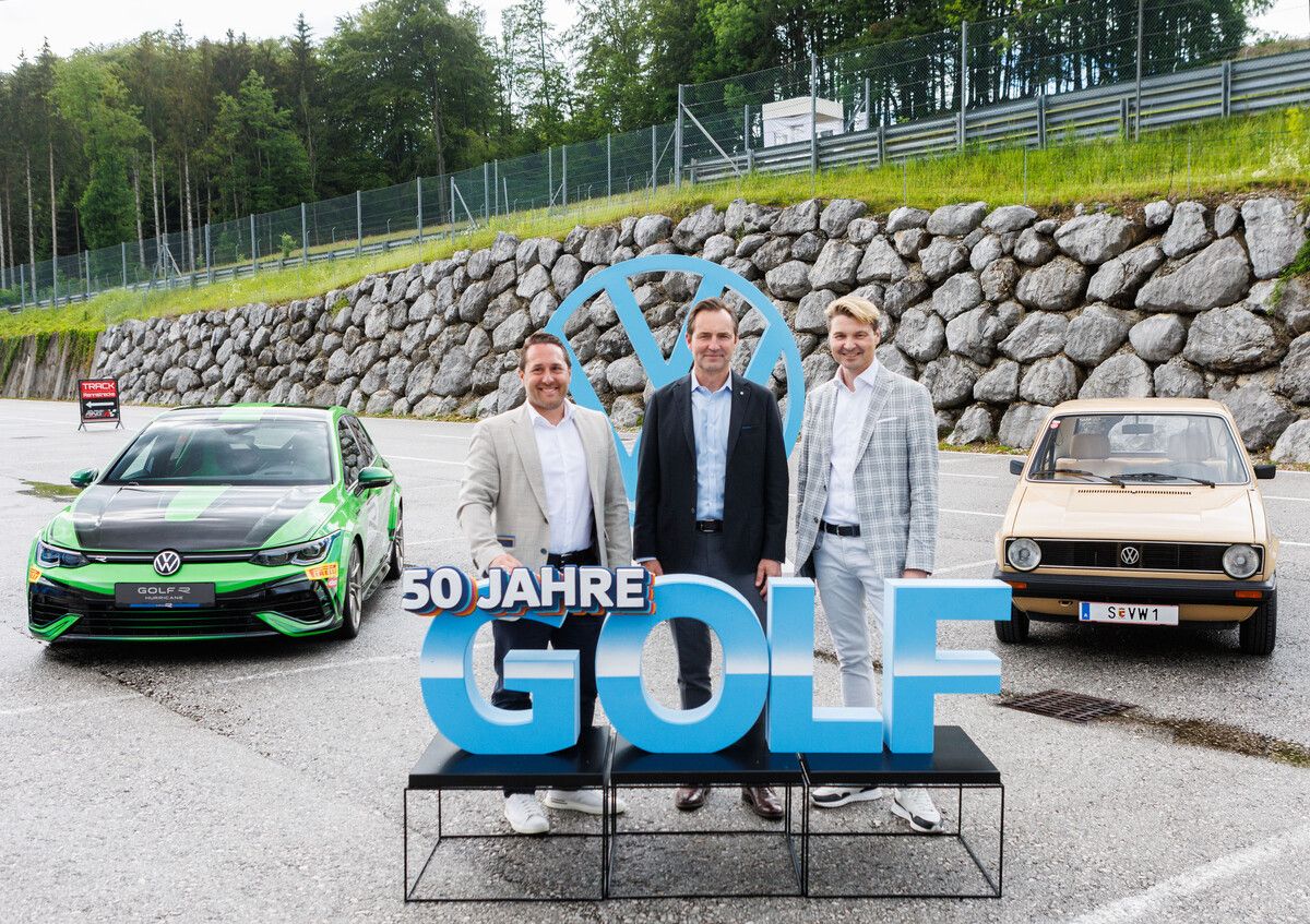 Feierten 50 Jahre Golf (v.l.): Österreich-Markenleiter Thomas Herndl, CEO Thomas Schäfer und Wilfried Weitgasser (GF Porsche Austria).