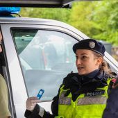Im Kampf gegen Drogenschmuggel kontrollierte die Polizei an der Grenze. »A8