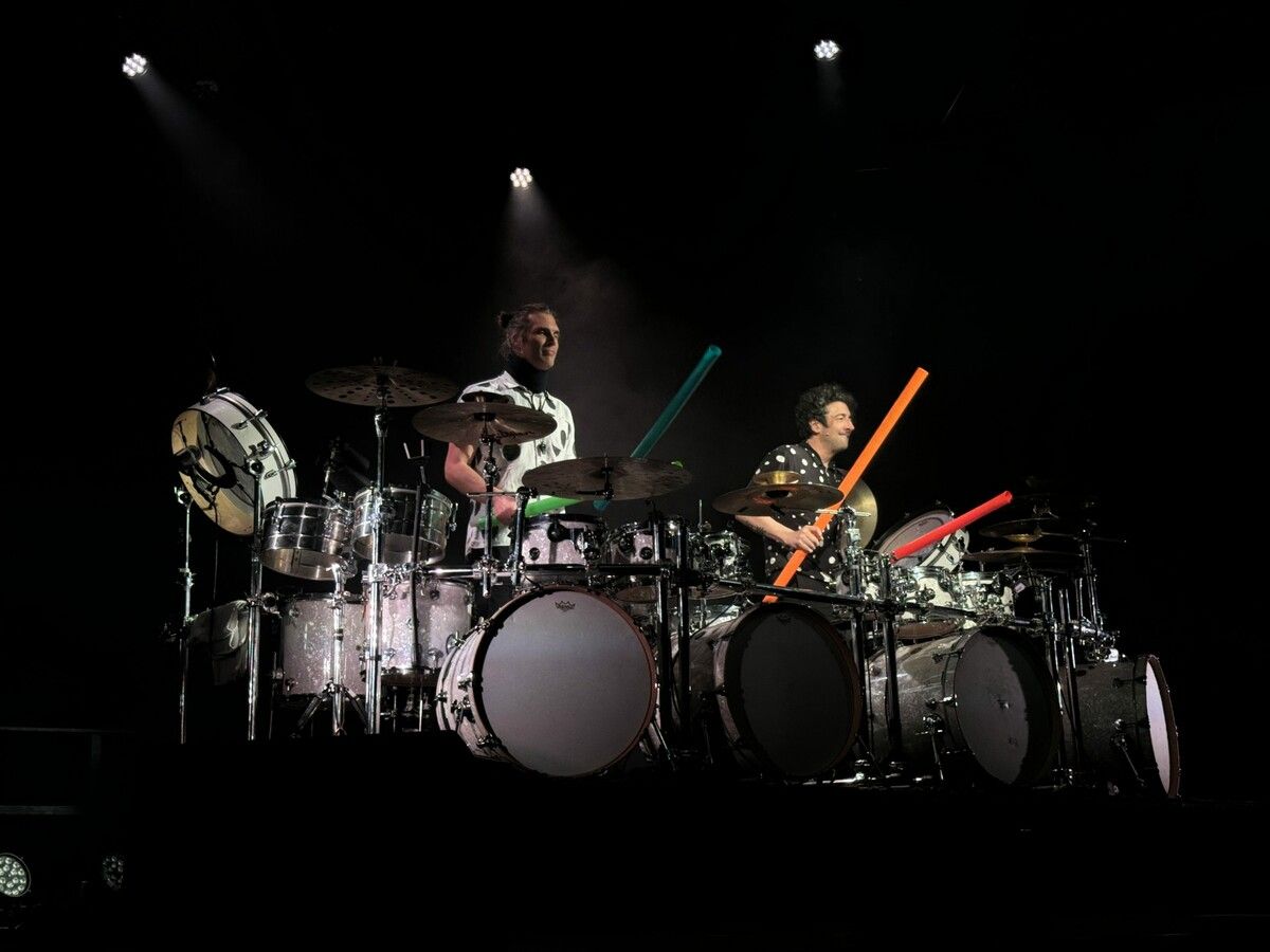 „Fills Monkey“ waren zu Gast im Freudenhaus und begeisterten das Publikum mit ihrer Percussion-Show. bvs (3)