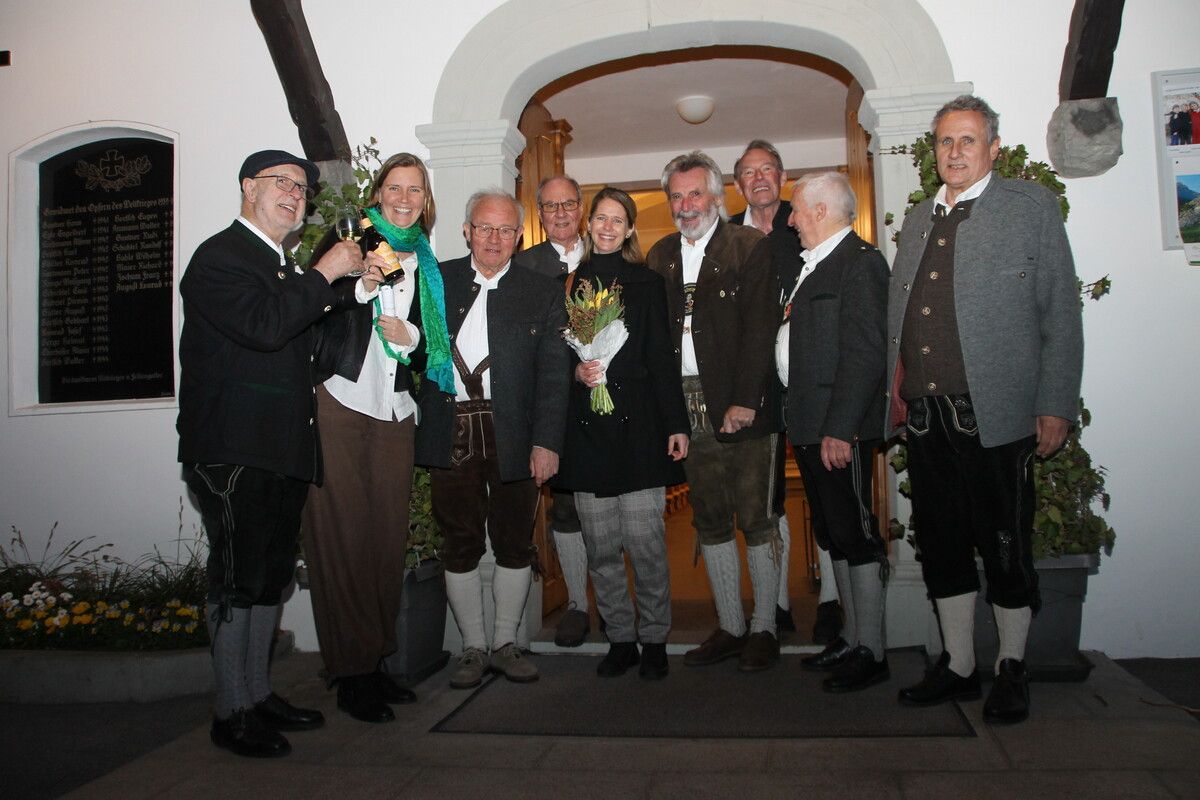 Fröhlich feierten die Chöre aus Amerlügen und dem Allgäu miteinander. he