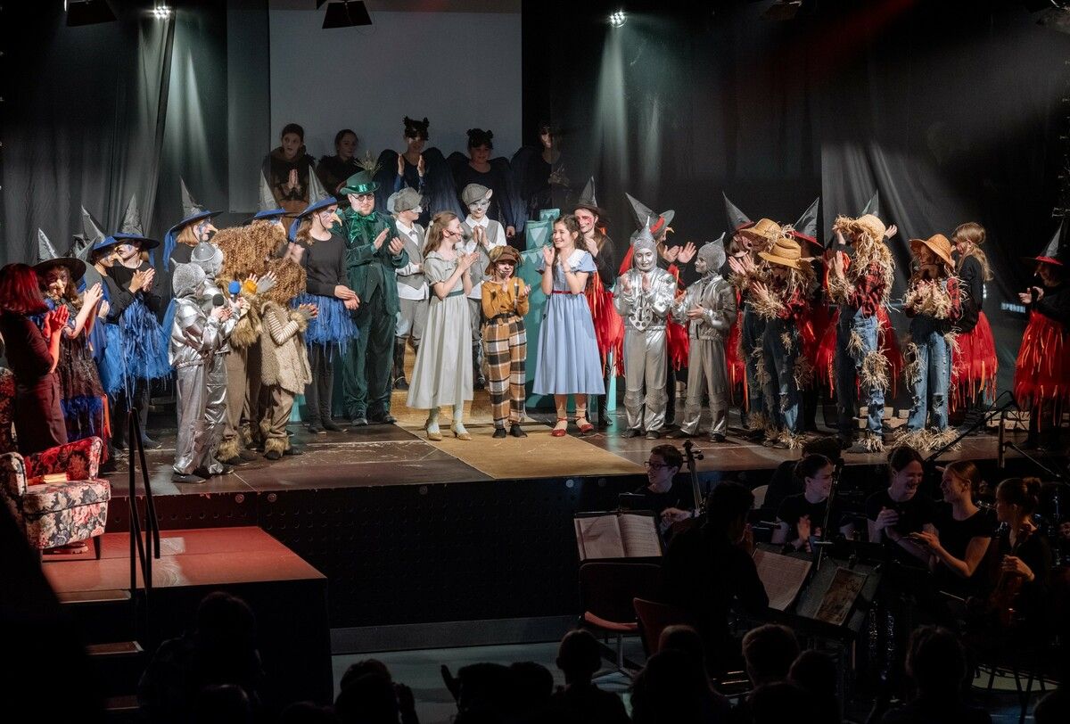 Großes Musiktheater von vielen jungen Künstlern: Das Kindermusical der Musikschule Feldkirch begeisterte in vier Shows das Publikum. Privat