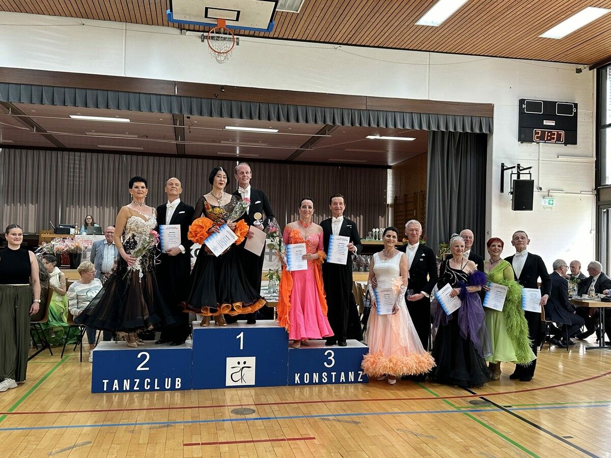 Ingrid und Gerhard Salzgeber auf dem 3. Stockerlplatz.TSC Bludance Bludenz