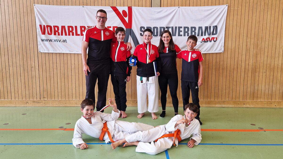 Jubelstimmung bei Bludenzer Karatekas über die tollen Erfolge bei der diesjährigen Landesmeisterschaft. Sarah Bernardi