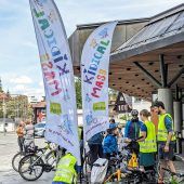 Groß und Klein für sicheres Radfahren