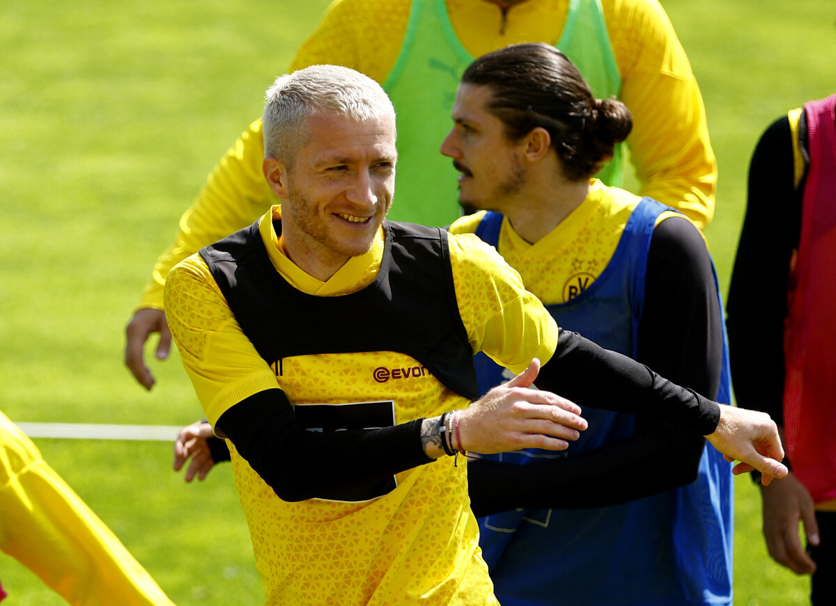 Marcel Sabitzer (r.) im Training vor dem Finale zusammen mit Marco Reus.Reuters