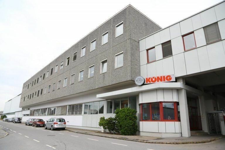 Mitarbeiter rechneten schon länger mit Veränderungen – dennoch war bei der Betriebsversammlung die Stimmung am Boden. FA