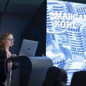 Margarita Köhl baut Brücken
