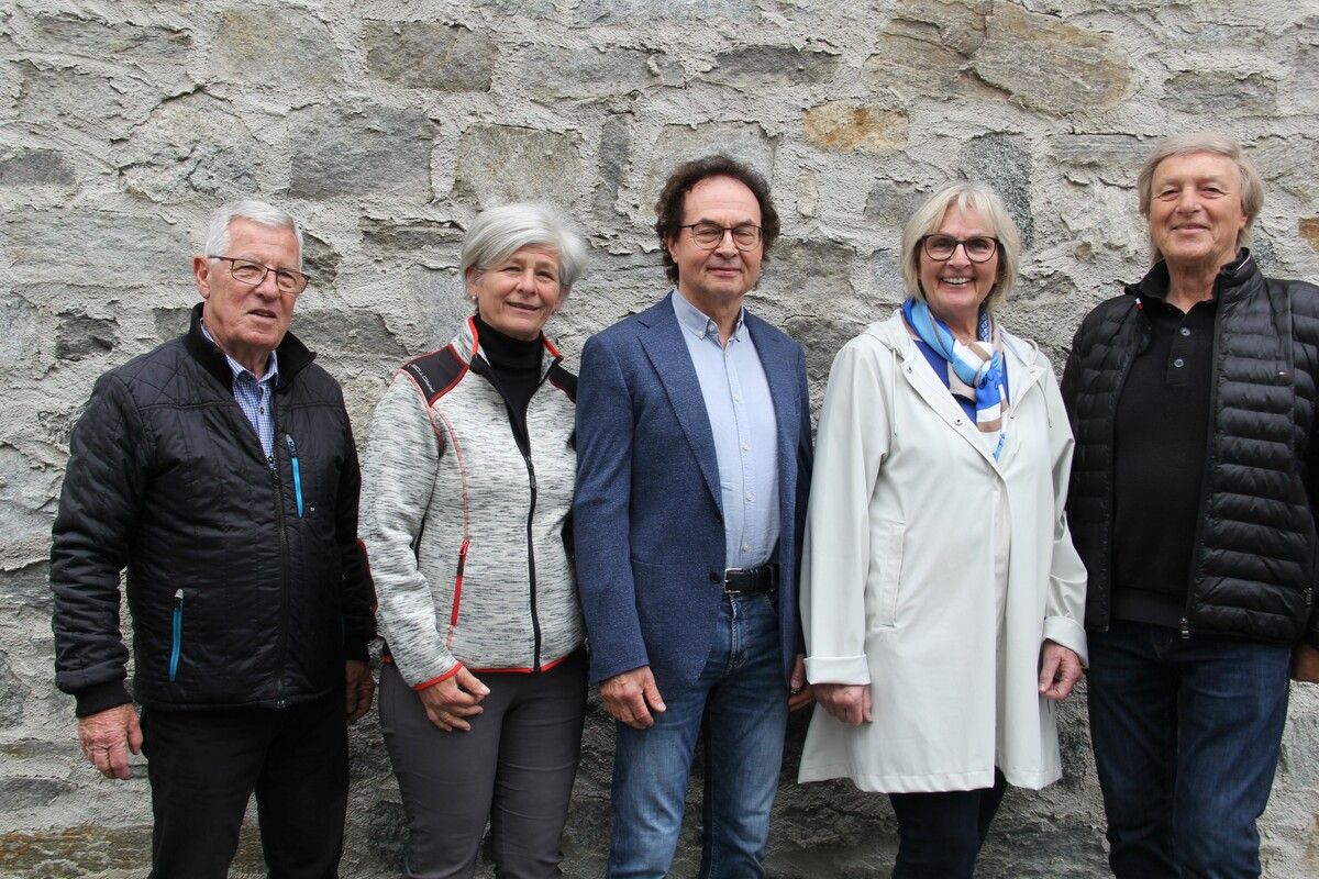 Obfrau Jutta Unger ist stolz auf ihr engagiertes Team der Seniorenbörse Montafon. STL