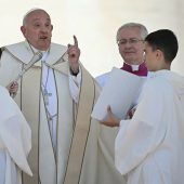 Nach Fauxpas: Papst entschuldigt sich für seine Worte