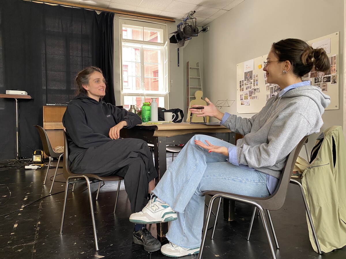 Petra Milosavljevic im Gespräch mit Maria Lisa Huber.VN