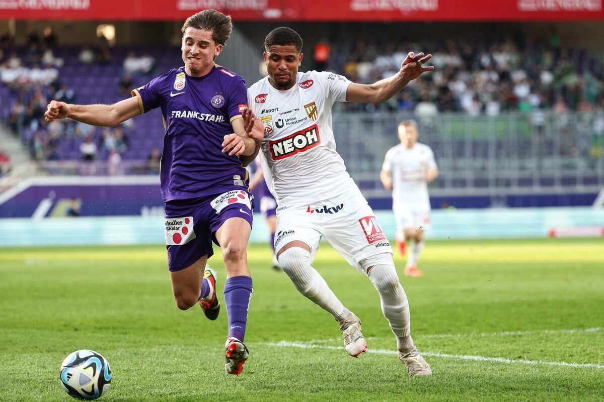 VIENNA,AUSTRIA,06.APR.24 - SOCCER - ADMIRAL Bundesliga, qualification group, FK Austria Wien vs SC Austria Lustenau. Image shows Romeo Vucic (A.Wien) and Matheus Lins (A.Lustenau). Photo: GEPA pictures/ Armin Rauthner