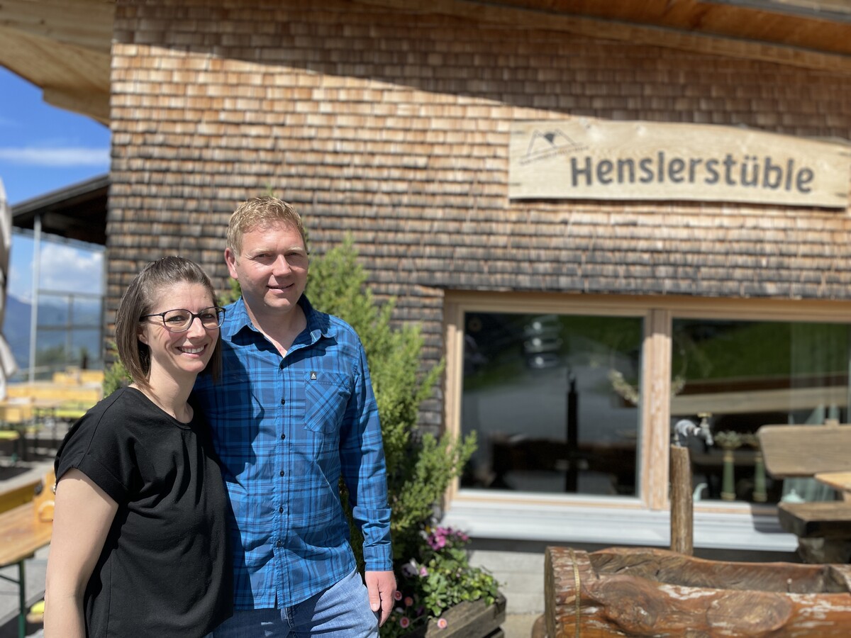 Andreas Egger und seine Frau Annette sind die neuen Pächter vom Henslerstüble. VN/hartmann (3)