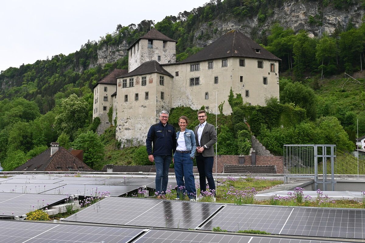 Bgm. Wolfgang Matt mit Christina Connert und Stadtrat Wolfgang Flach.stadt fk
