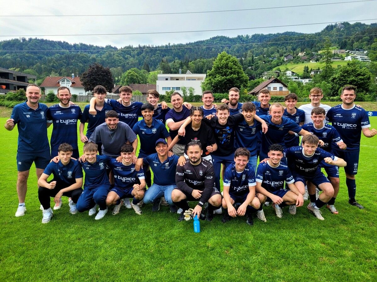 Das junge 1b-Team des SV typico Lochau, die Lochau Juniors, belegte in der 3. Landesklasse den tollen 3. Platz. bms (3)