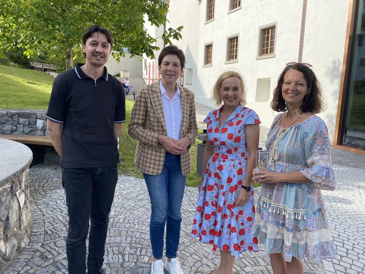 David Ganahl, Bereichsleiter bei der Propstei St. Gerold, LAbg. Andrea Schwarzmann, Moderatorin Heike Montiperle und Andrea Petermann von der Werbeagentur Teamwork. VN/JUN