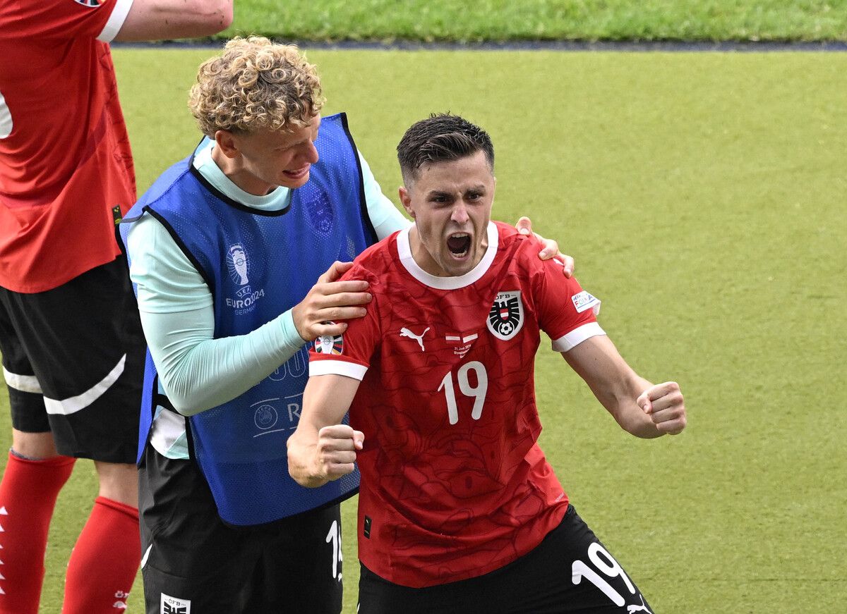Der Druck vor dem Spiel war riesig, deshalb ist die Erleichterung über den Sieg umso größer. Mein Dank ging an Coach Rangnick, der sich in der Halbzeit sehr um mich bemüht hat, mich aufgebaut hat und meinte, dass er mich braucht. Deswegen bin ich beim Jubel zu ihm gelaufen. Christoph Baumgartner