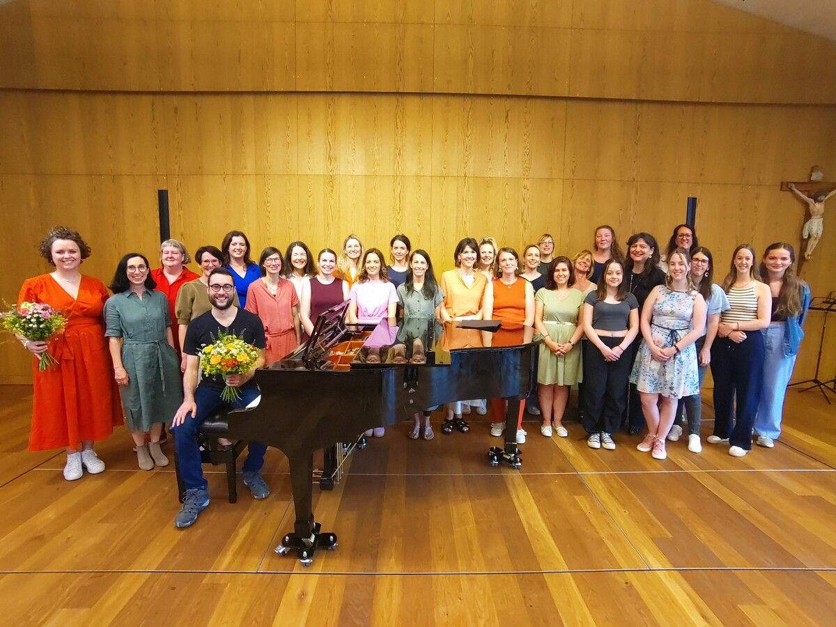 Der Klassenabend der Gesangsschüler mit musikalischen Legenden war vom Feinsten.  Margit Hinterholzer