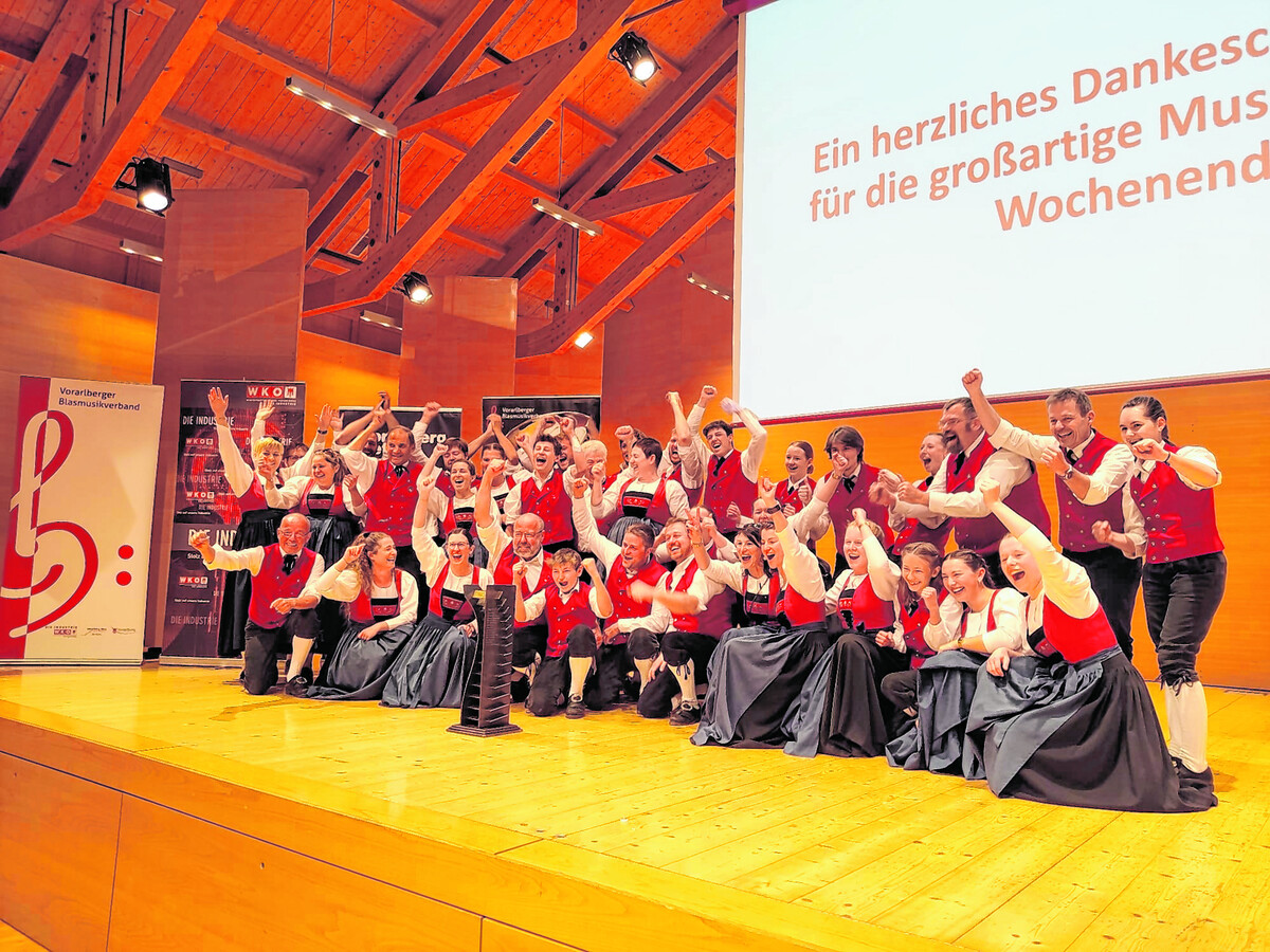 Der Musikverein Harmonie Reuthe gewann die Leo-Weidinger-Wandertrophäe bei den Konzertwertungsspielen.Vorarlberger Blasmusikverband