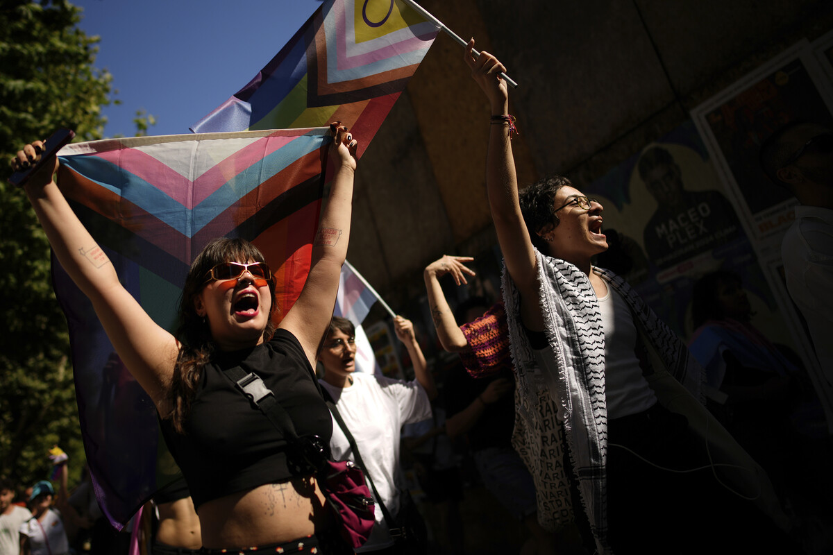 Der Istanbuler Gouverneur hat die diesjährige Pride-Parade in Istanbul untersagt und das Stadtzentrum abriegeln lassen. AP