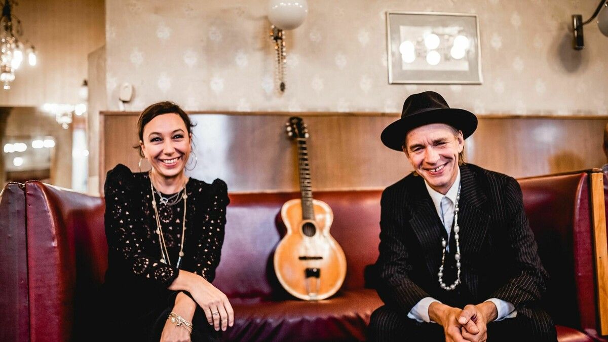 Die Zusammenarbeit der Schauspielerin Ursula Strauss mit dem Songwriter und Dichter Ernst Molden besteht seit über zehn Jahren.Daniela Matejschek