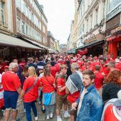 15.000 bei Fanmarsch