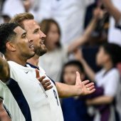 Superstars schießen England ins Viertel- finale der EURO. »C3
