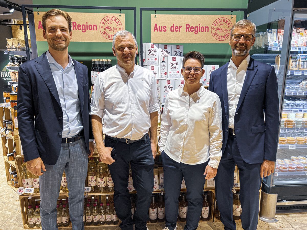 Florian Sutterlüty, Marktleiter Jan Spieß, Alexandra Höfle-Längle und Jürgen Sutterlüty luden zur großen Eröffnung nach Altach. Franc