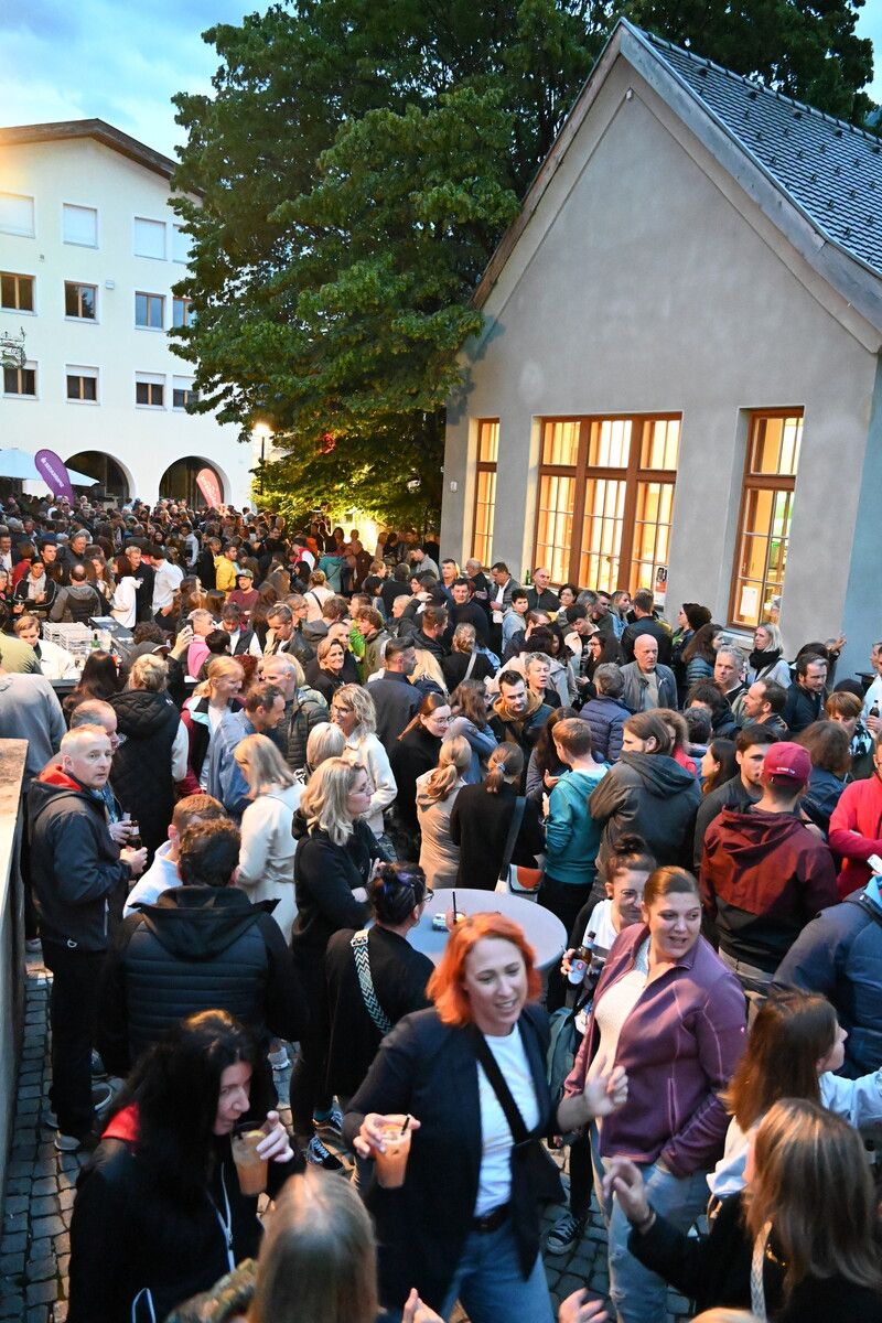 Für einen unterhaltsamen Feierabend sorgt am Donnerstag ab 18 Uhr die Veranstaltung „Beets & Bear“ in der Bludenzer Innenstadt. Stadt Bludenz