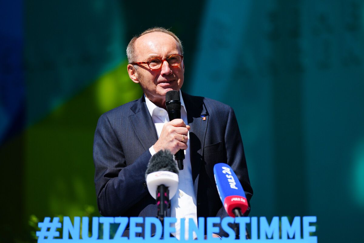 Hebt keine eigene Liste aus der Taufe: Othmar Karas. APA