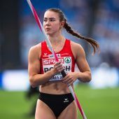 Isabel Posch auf  Limitjagd für Paris