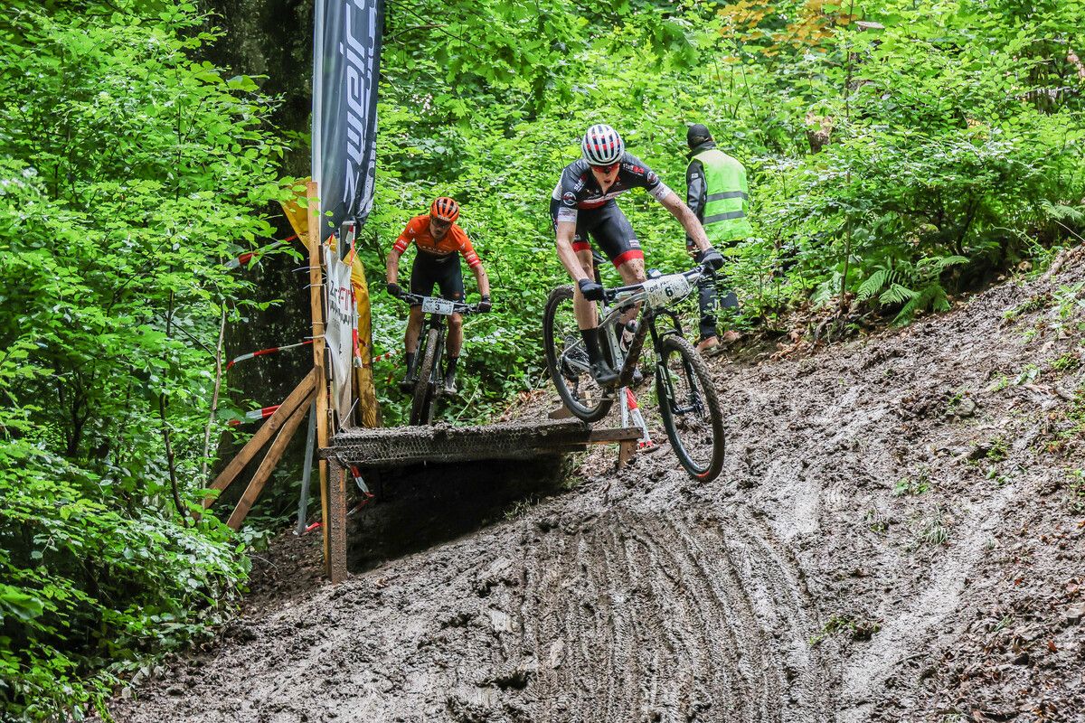 Kilian Feurstein nahm den Sprung mit vollem Risiko. Dies wurde am Ende belohnt.Steurer (3)
