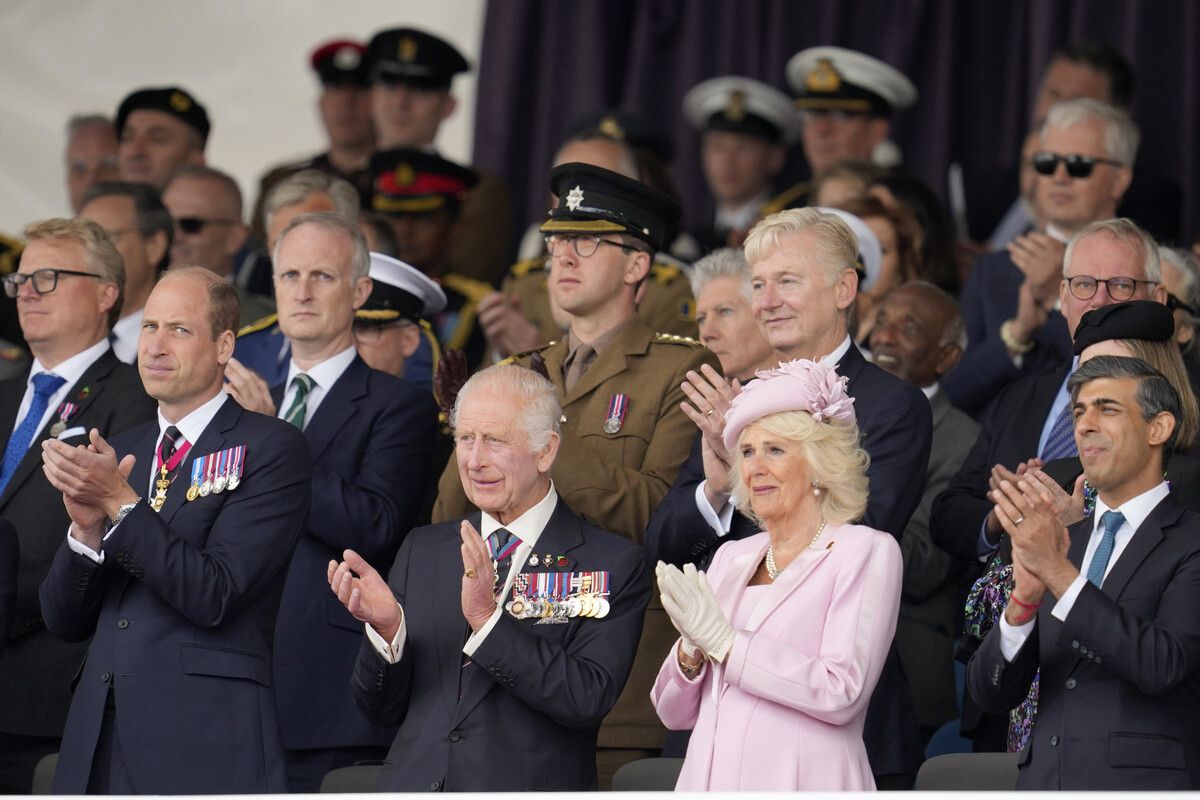 König Charles III. kam gemeinsam mit Königin Camilla und Prinz William. An der Gedenkveranstaltung nahm auch Premierminister Rishi Sunak teil. ap