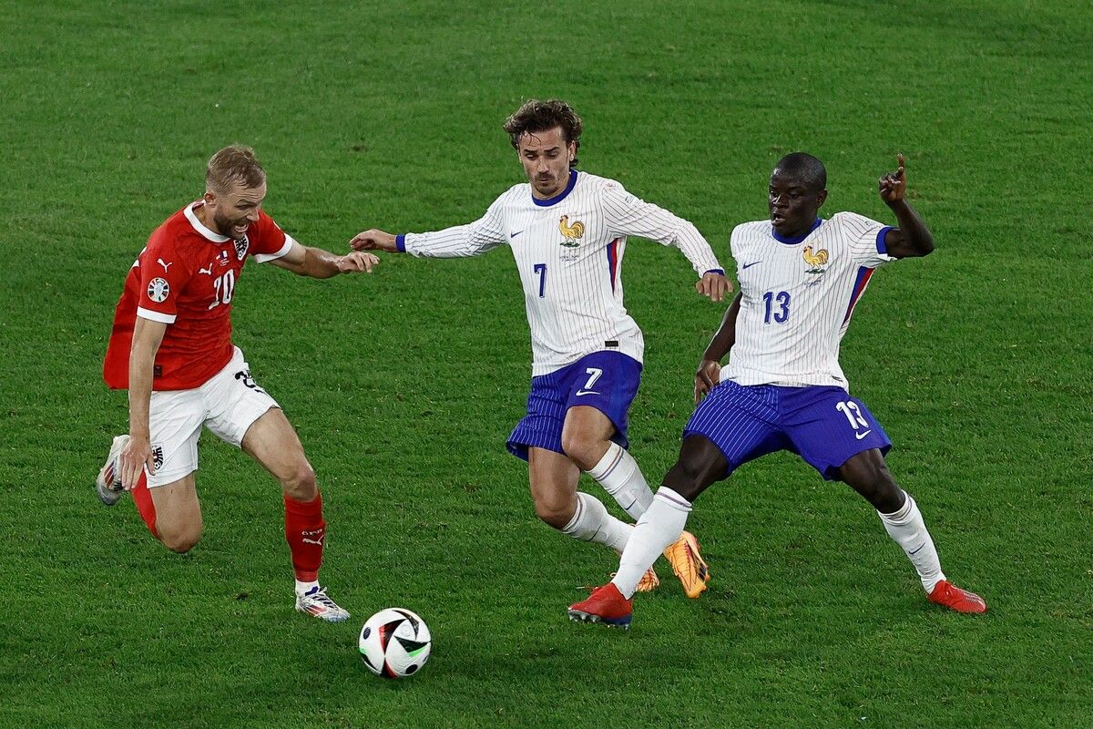 Konrad Laimer mit einer Balleroberung gegen Frankreich.Apa