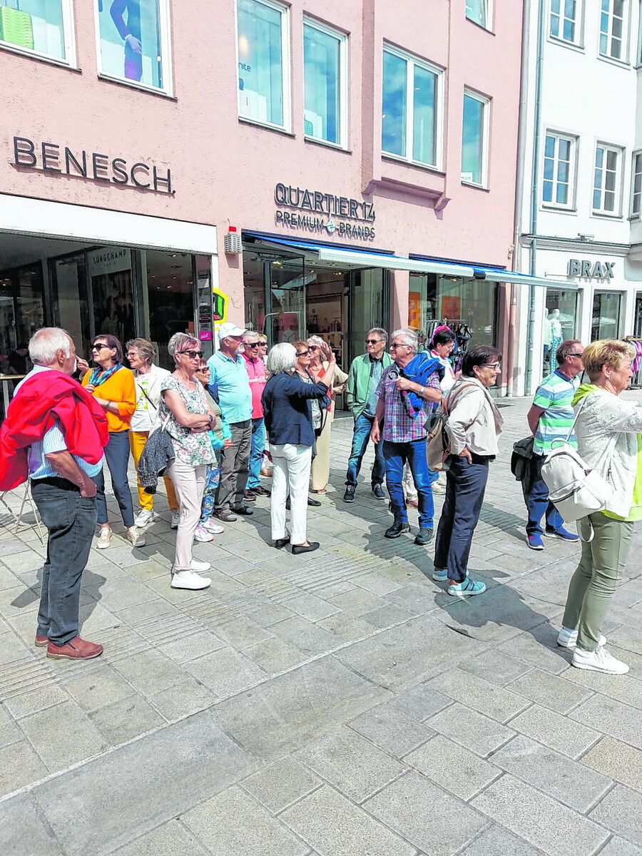 Lustenaus Jahrgänger 1949 in Augsburg.Jahrgang 1949