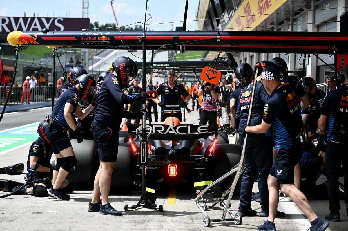 Max Verstappen und das Red-Bull-Racingteam konnten sich über einen gelungenen erster Arbeitstag beim Grand Prix in Spielberg freuen.APA