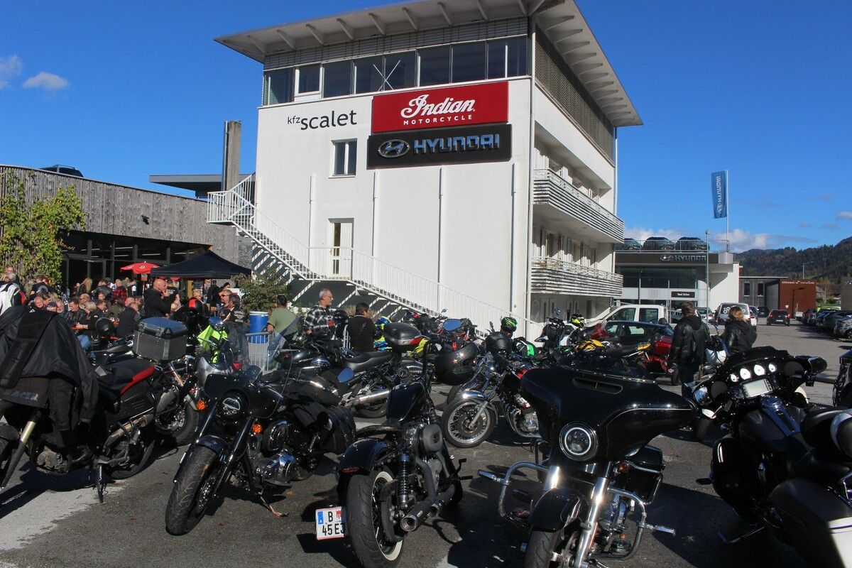 Mit dem adaptierten ehemaligen Magazin für den Kraftwerksbau hat Manfred Scalet ein wahres Biker-Mekka geschaffen.