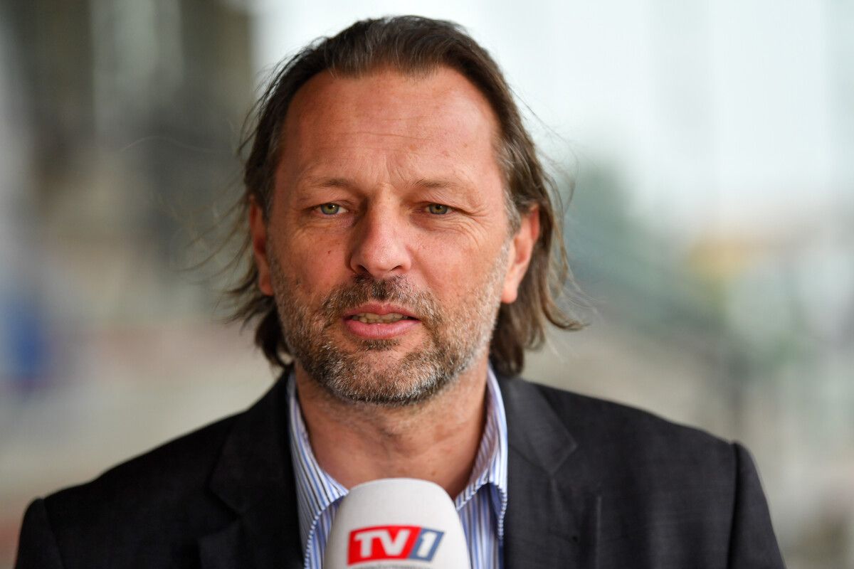 Oliver Prudlo nahm sich viel Zeit für das Gespräch mit den Spielern.GEPA