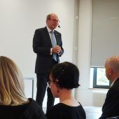 Othmar Karas zu Besuch an Landesberufsschule 1